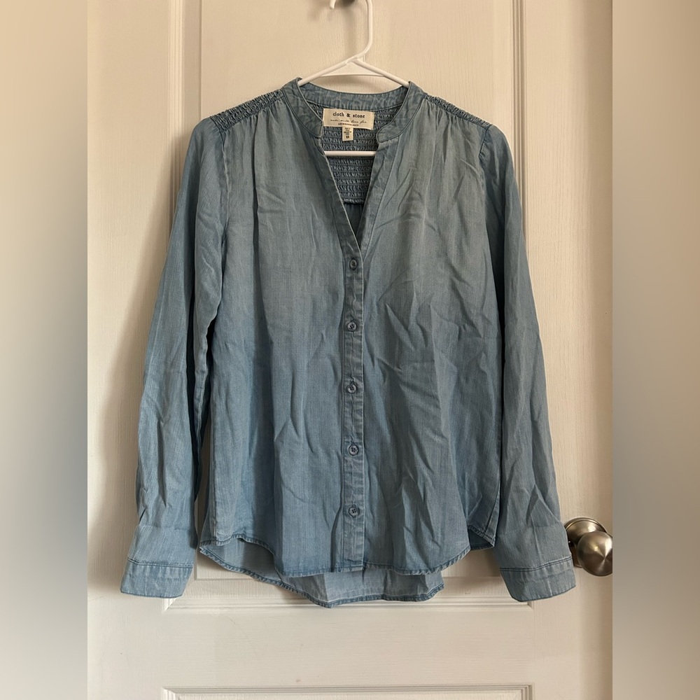 Cloth and Stone Anthropologie XS Button Up Western Long Sleeve Blue Shirt